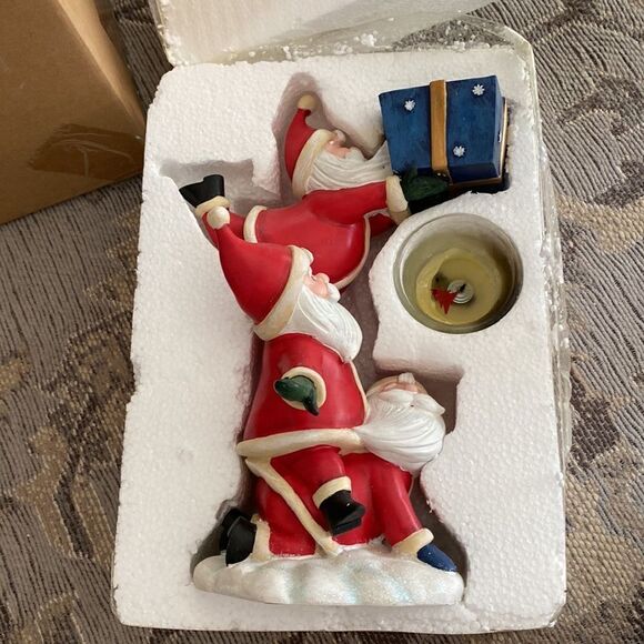 Home Interiors Santa Clause Decor Candle Holder - Picture 7 of 7